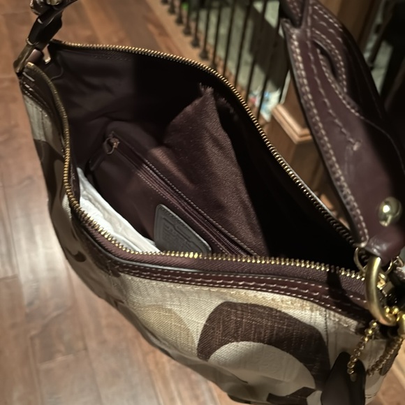 New with tags Coach signature c brown and tan purse - Picture 5 of 5